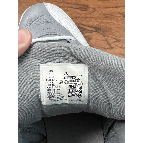 Jordan 12 Stealth 2022 Size 13 Pre-Owned 130690-617 White Grey